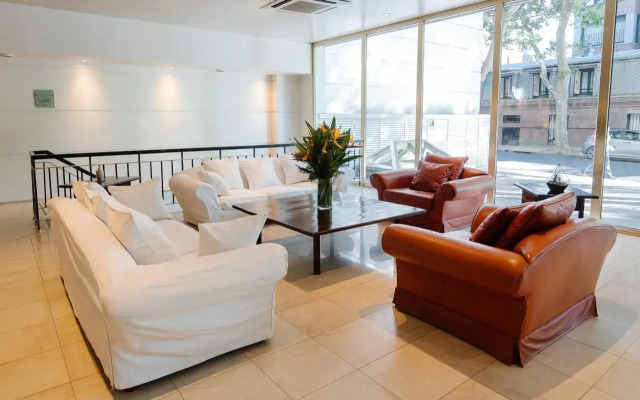 Loi Suites Recoleta Hotel