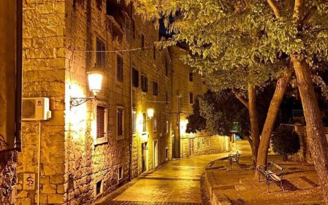 Immaculate 3-bed Apartment in Split