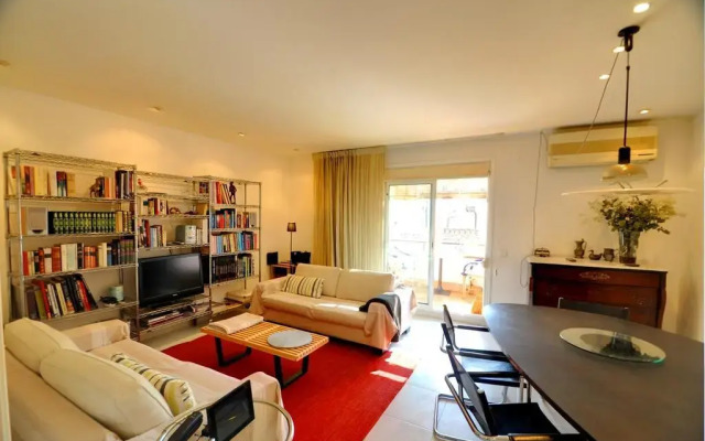 Renovated old town-house