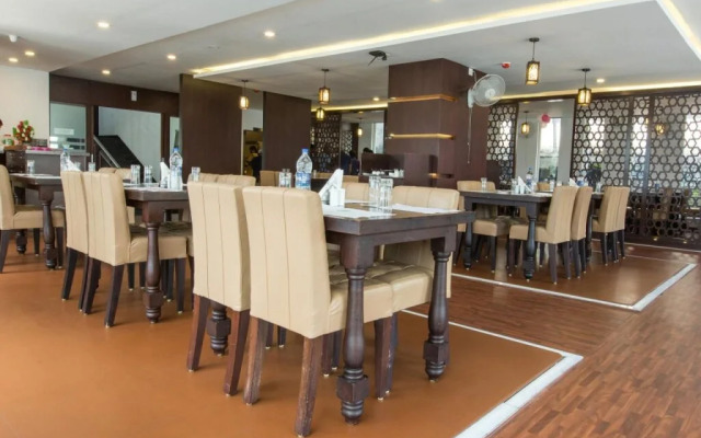 Hotel Capital Residency by OYO Rooms