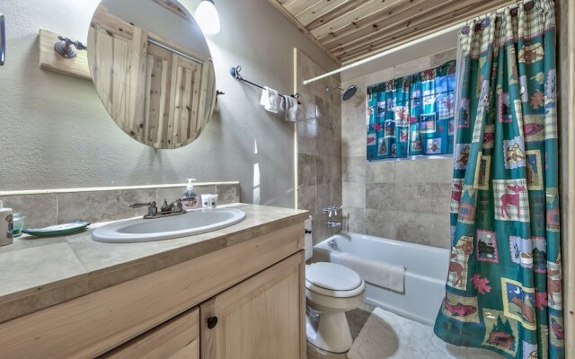 The Snowshoe Inn  592ss 4 Bedroom Cabin