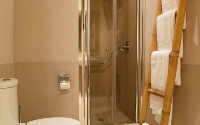 Chillout Hotel Tres Mares