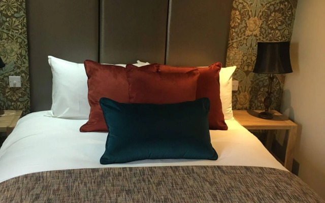New Hobbit Hotel