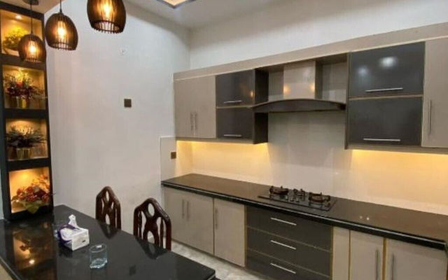 Hotel Gulistan Inn