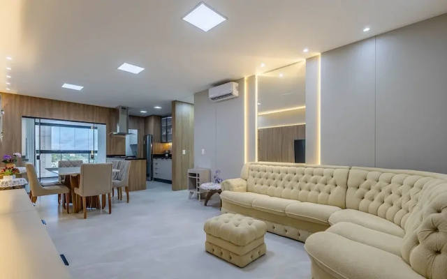 Apt With 3 Suites, Barbecue and sea View Den1301