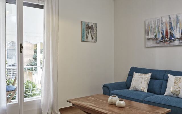 Cozy and Bright Apartment in Kolonaki