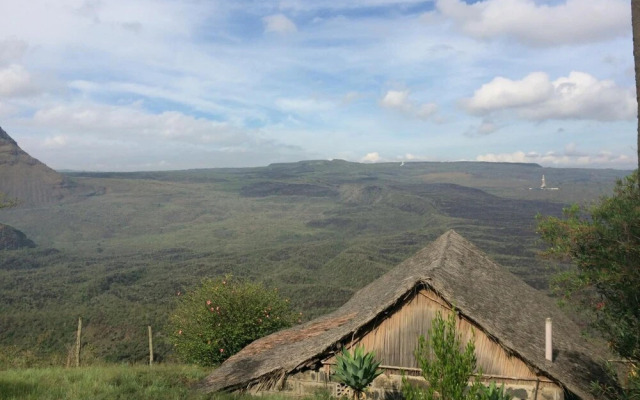 Maili Saba Camp