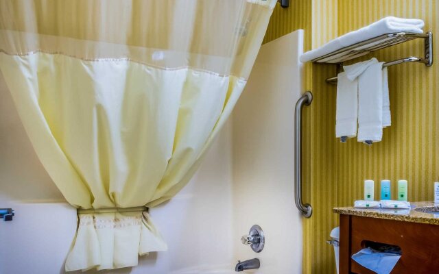 Quality Inn Merrimack - Nashua