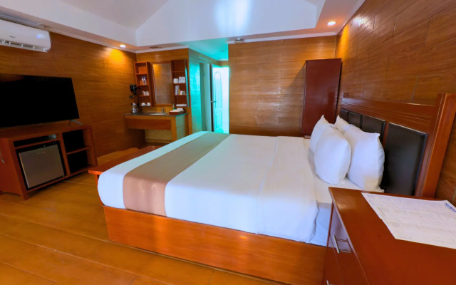 Whiterock Beach Hotel + Waterpark