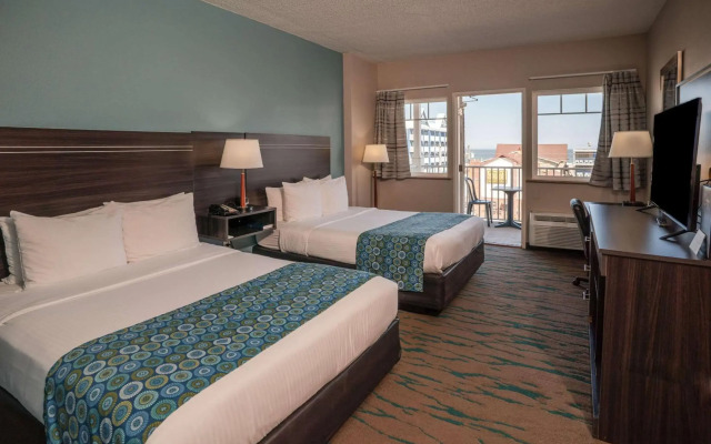Gateway Hotel & Suites, Ascend Hotel Collection