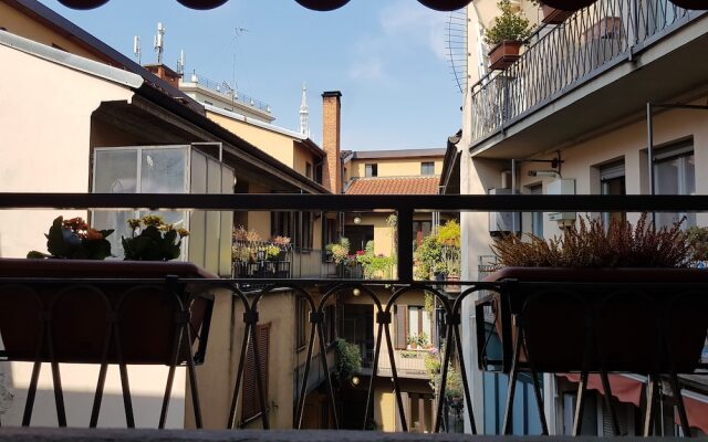 Santo Stefano - 3721 - Milan - Hld 37526