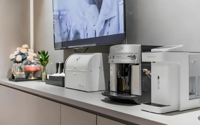 Home Inn Selected (Shanghai Expo Garden, Chengshan Road Metro Station)