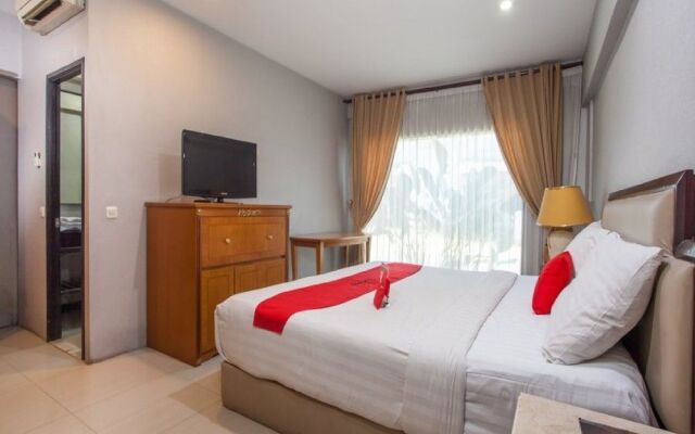 RedDoorz Plus @ HR Muhammad