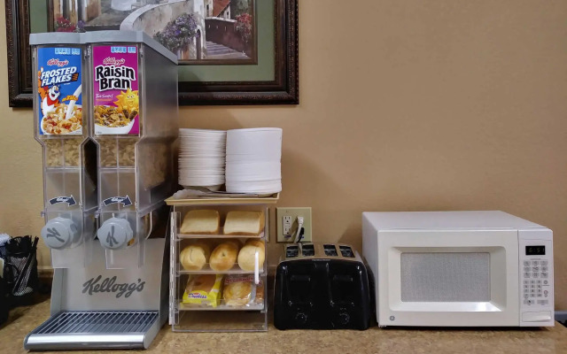 Econo Lodge Rome South