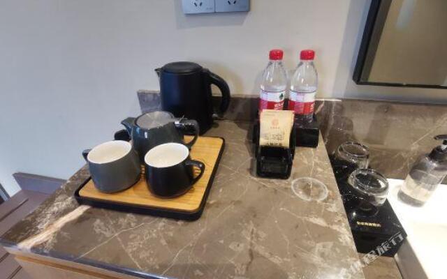 Home Inn Selected (Shanghai Daning International Plaza)