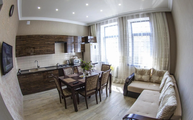 Апартаменты на улице Чкалова 75