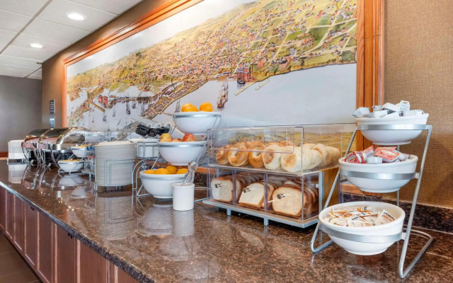 Lift Bridge Lodge, Ascend Hotel Collection