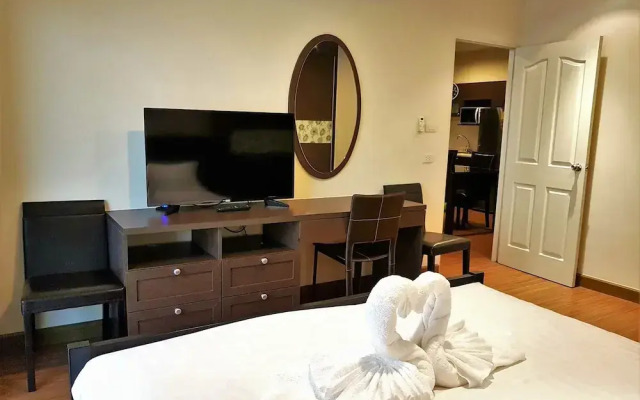 Phuket Villa 1 Patong Beach by PHR