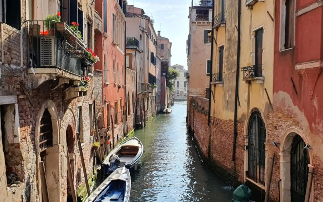 Ca' Sant'Angelo apartments