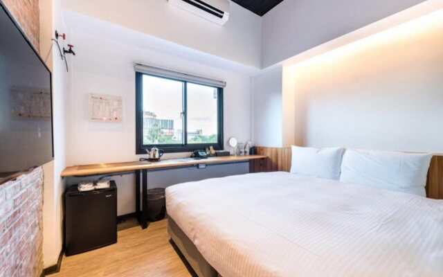 Traveller Inn Tiehua Hotel