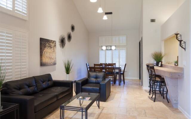 4BR Ocotillo Lakeview Home w/ Pool