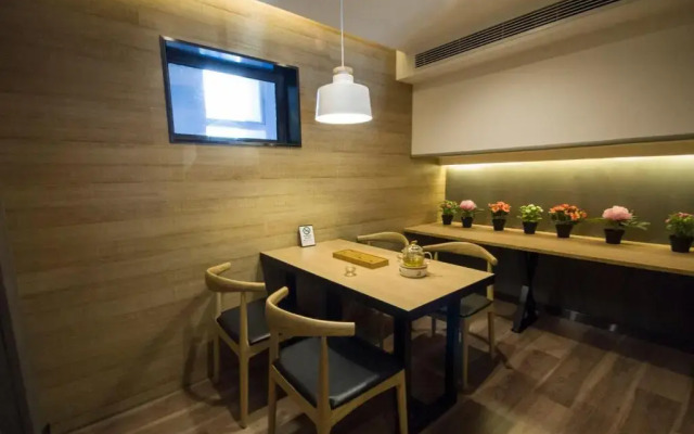 Hotel Coka Shanghai Pudong Airport