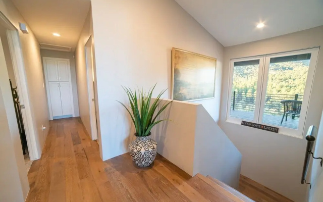 Ruin Hill Kokopeli Pine 4 Bedroom Home by RedAwning
