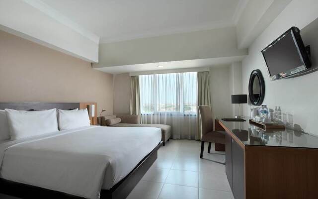 Hotel Santika Pandegiling Surabaya