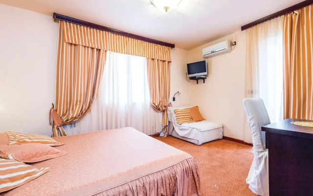 Beautiful Home in Metajna With Wifi and 14 Bedrooms