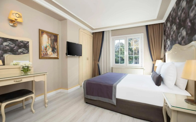 Ata Lagoon Beach Hotel