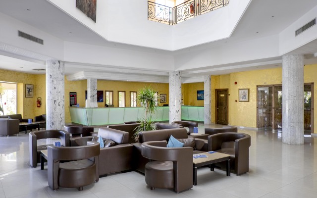 Houda Yasmine Marina & SPA