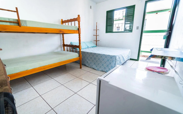 Parada da Cal Beach Torres