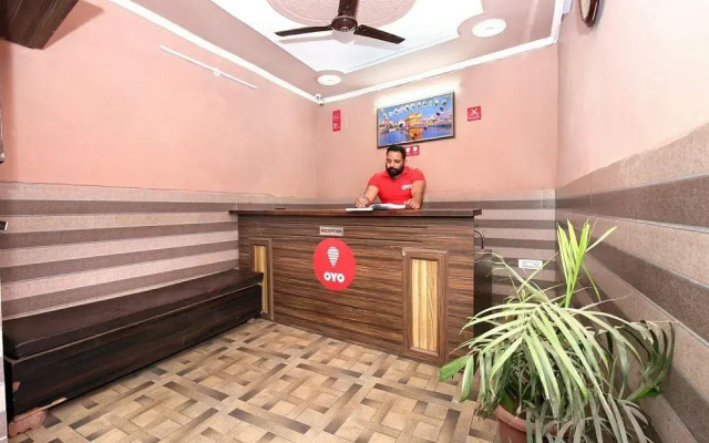 OYO 10261 Hotel Sunrise