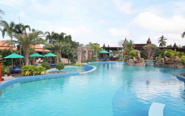 Try Palace Resort & Spa