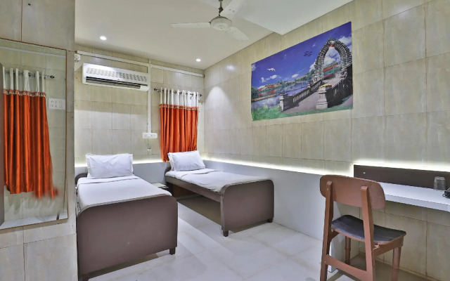 Hotel Satkar