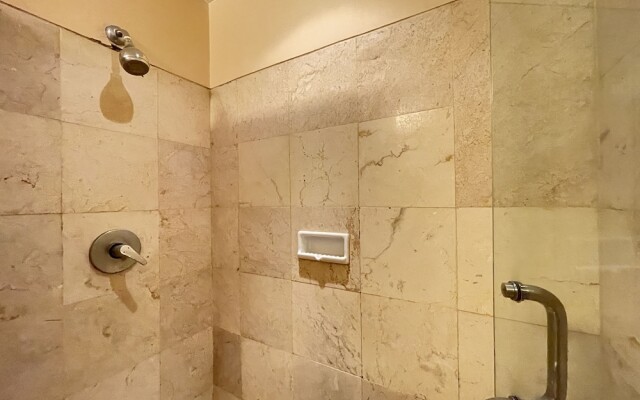 Strategic And Spacious 2Br At Apartment Braga City Walk