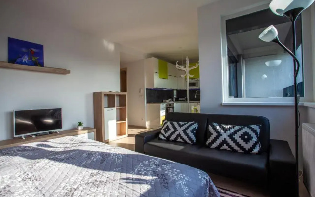 City View Air-Conditioned 24H Check-In