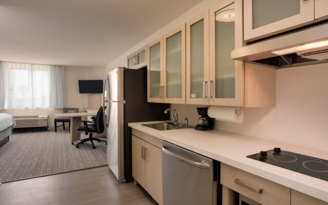 Candlewood Suites Miami Intl Airport-36th St by IHG