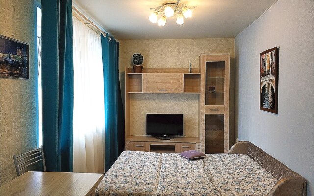 Apartment Volodarskogo 59
