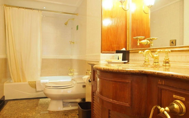 The Emperor(Happy Valley)Hotel