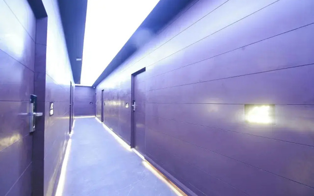 Fabhotel Prime Elegance Suites