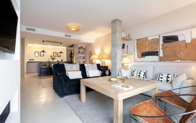 Lovely Apartment in Seville Pureza