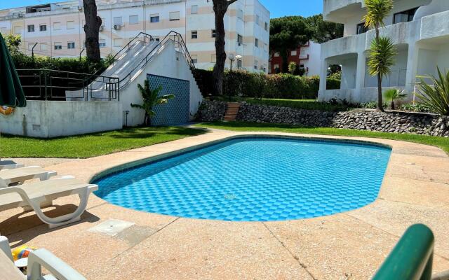 Vilamoura Cosy 3 With Pool by Homing