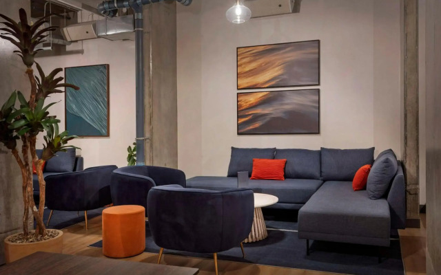 The Loom Hotel, Tapestry Collection by Hilton