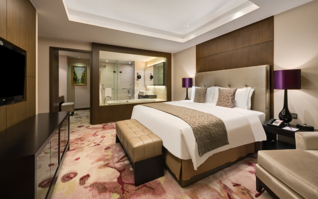 Crowne Plaza Shanghai Xiayang Lake by IHG