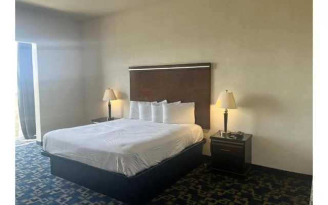 Motel 6 Oceanside, CA Marina / Camp Pendleton