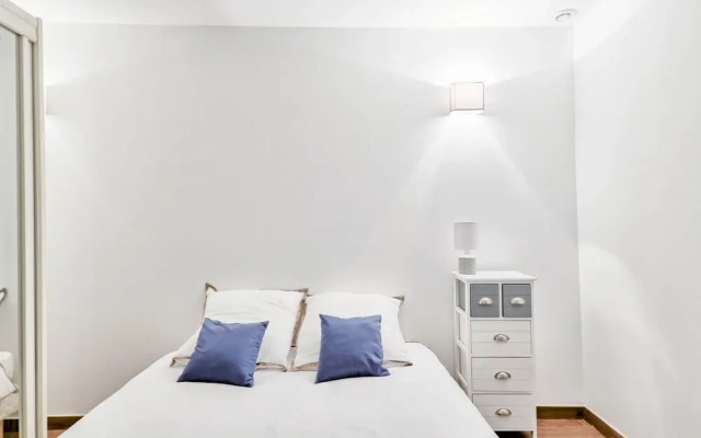 Tamaris Corner House