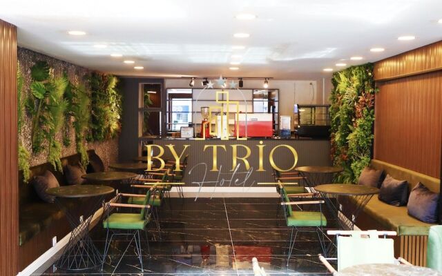 By Trio Hotel
