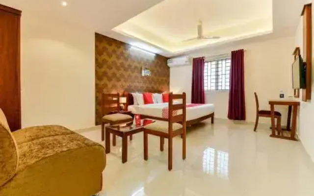 OYO 24373 Hilite Inn