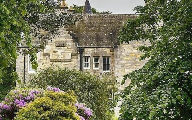 Stravithie Castle